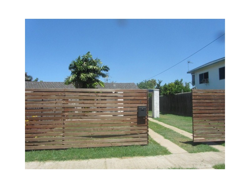 2/18 Wandella Crescent, Cranbrook QLD 4814