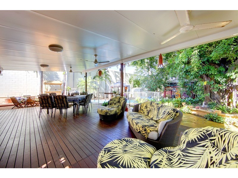 9 Macrossan Street, South Townsville QLD 4810