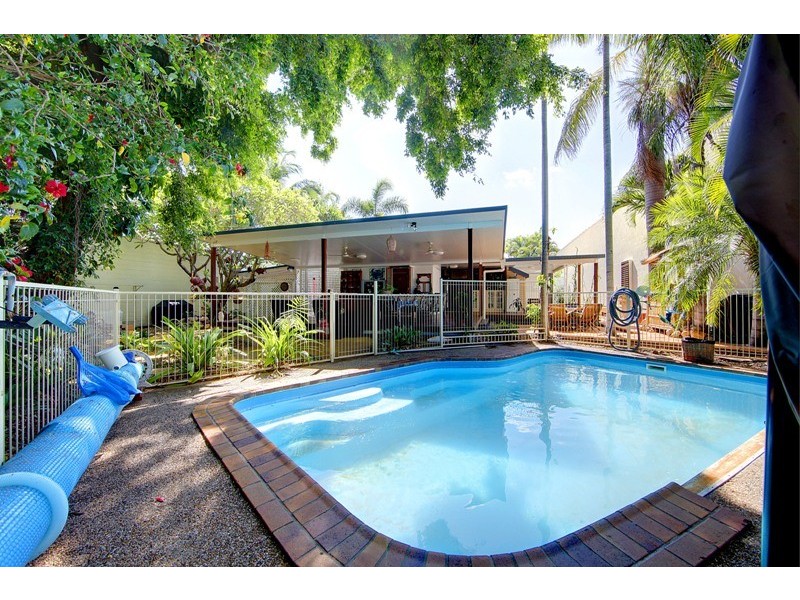 9 Macrossan Street, South Townsville QLD 4810