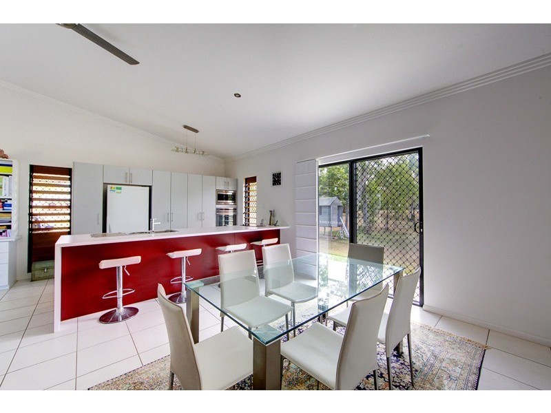 10 Shady Lane, Alligator Creek QLD 4816