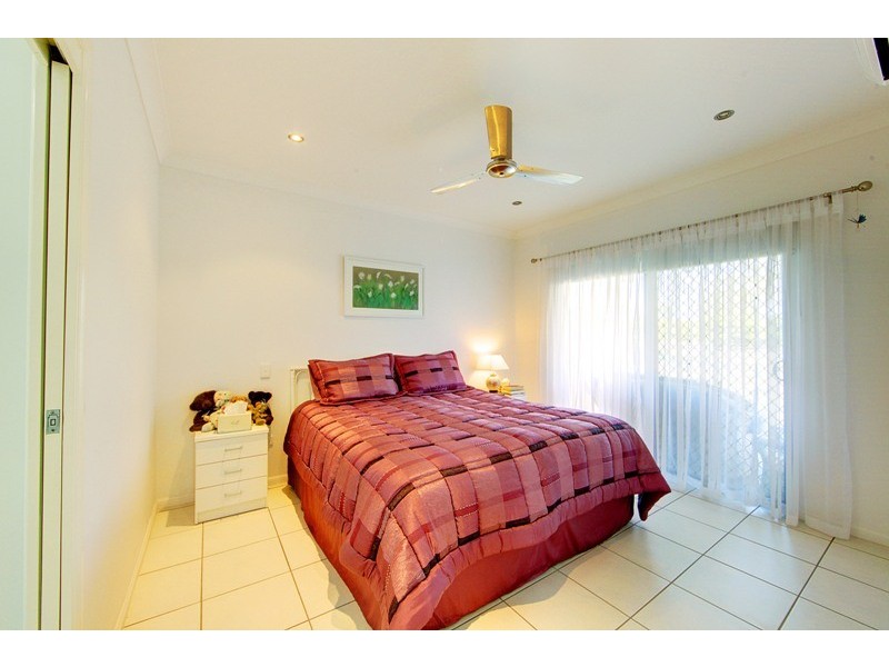 10 Shady Lane, Alligator Creek QLD 4816