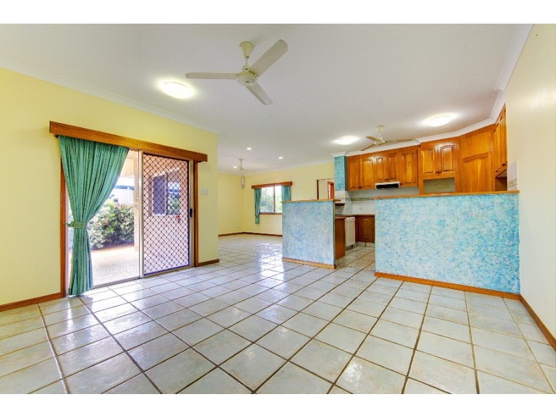 5 Goldenwood Mews, Kirwan QLD 4817