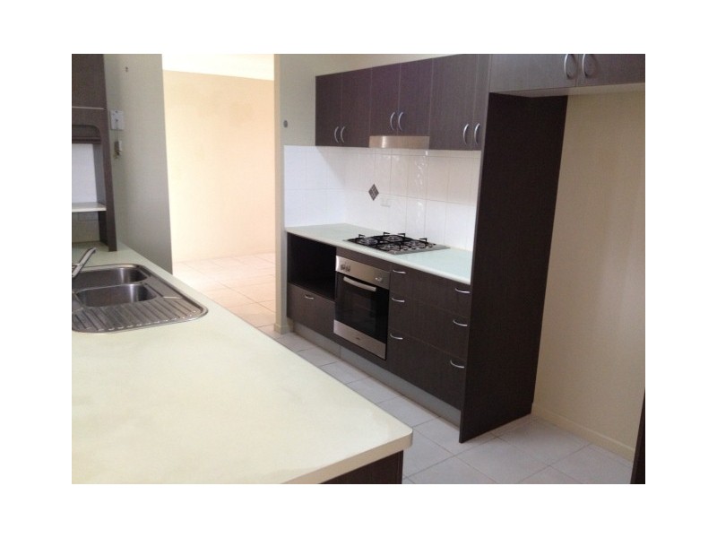 2 GILLINGHAM CT, Kirwan QLD 4817