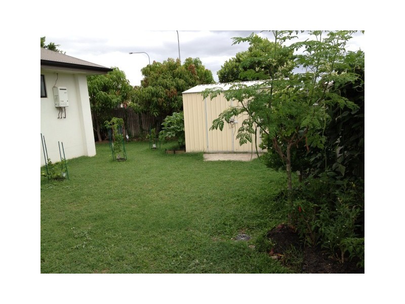 2 GILLINGHAM CT, Kirwan QLD 4817