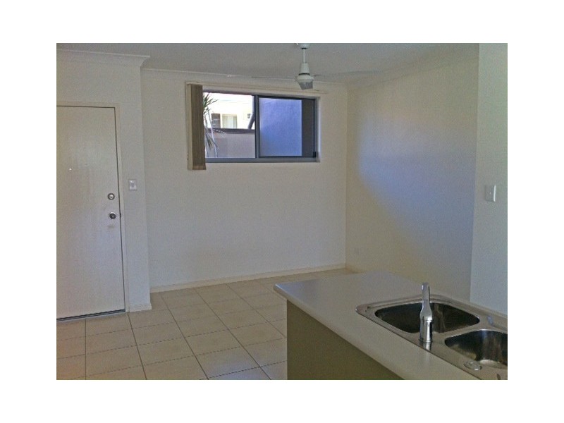 4/13 Albert Street, Cranbrook QLD 4814