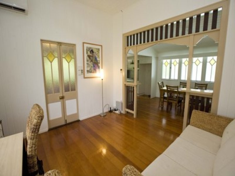 29 Carr Street, Hermit Park QLD 4812