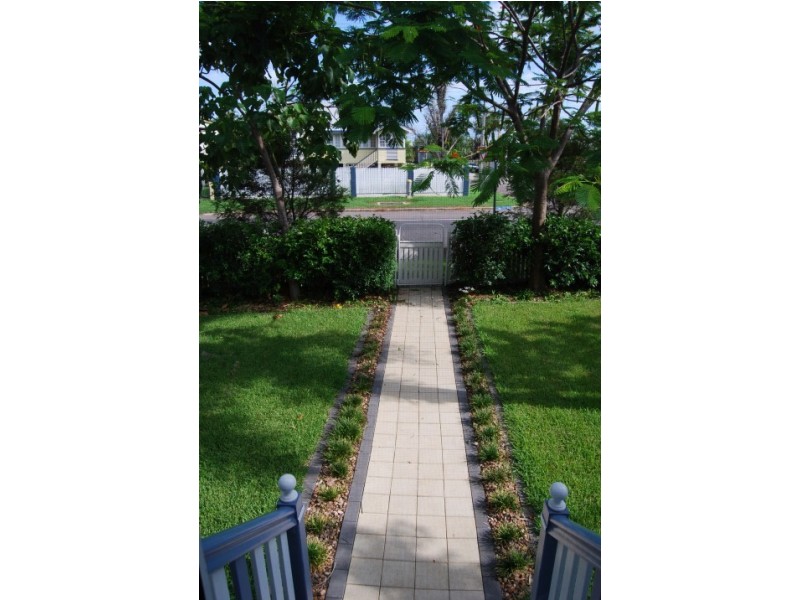 48 SEVENTH STREET, Railway Estate QLD 4810