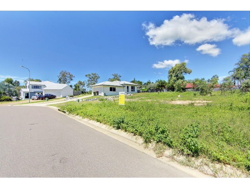 81 Woodwark Drive, Bushland Beach QLD 4818