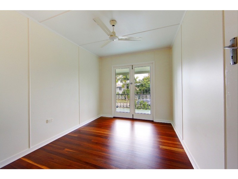 9 Coora Street, Vincent QLD 4814