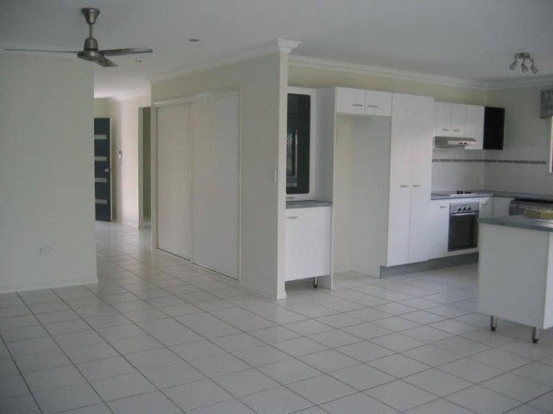 82 Freshwater Drive, Douglas QLD 4814