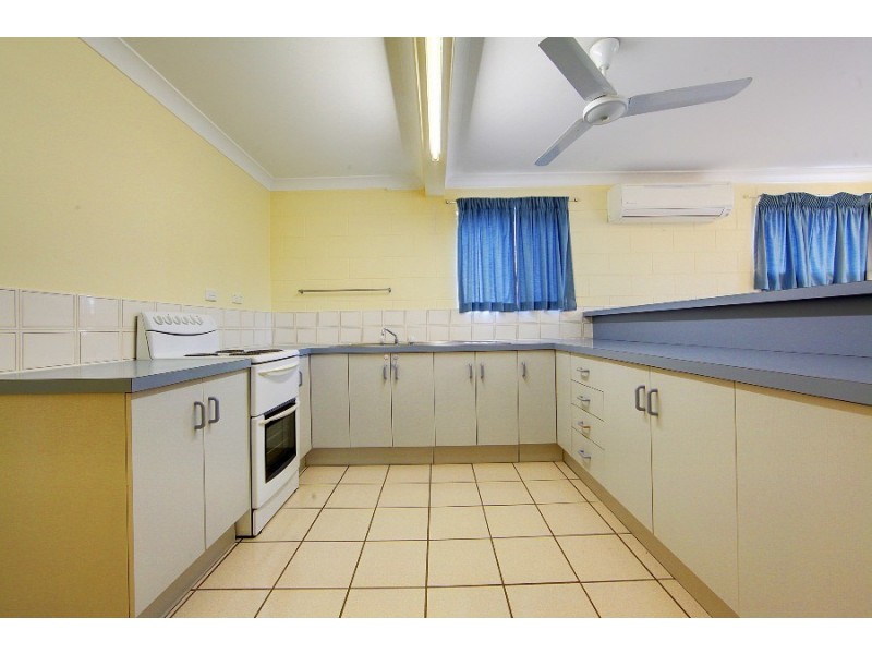 3/44 Cheyne Street, Pimlico QLD 4812