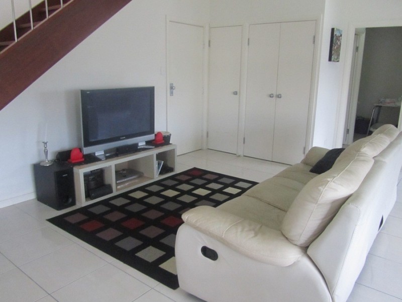 2/19 Margarita Court, Bushland Beach QLD 4818