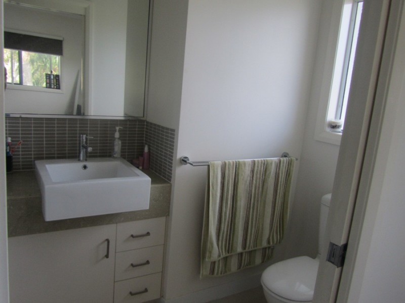 2/19 Margarita Court, Bushland Beach QLD 4818