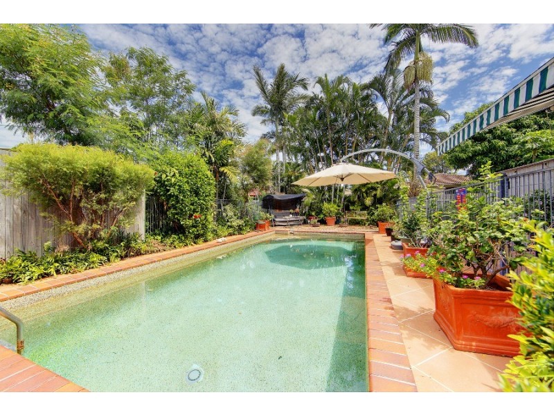 4 Banksia Street, Kirwan QLD 4817