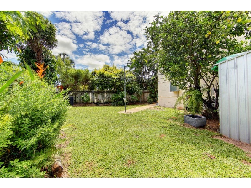 4 Banksia Street, Kirwan QLD 4817
