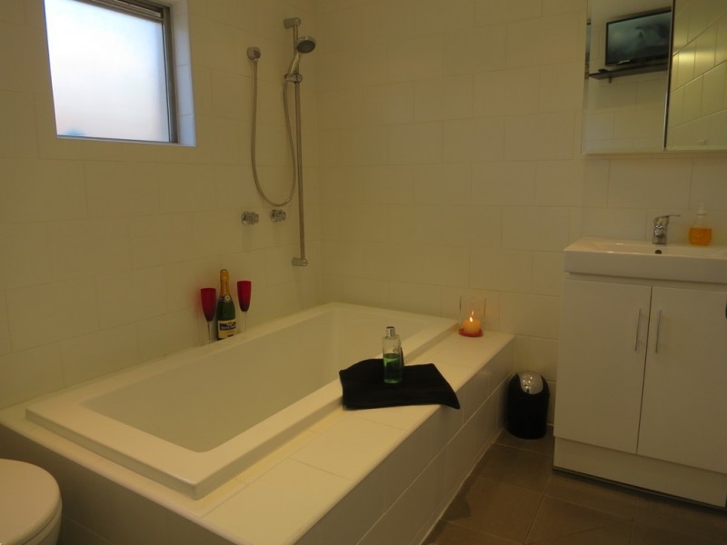 4 Banksia Street, Kirwan QLD 4817