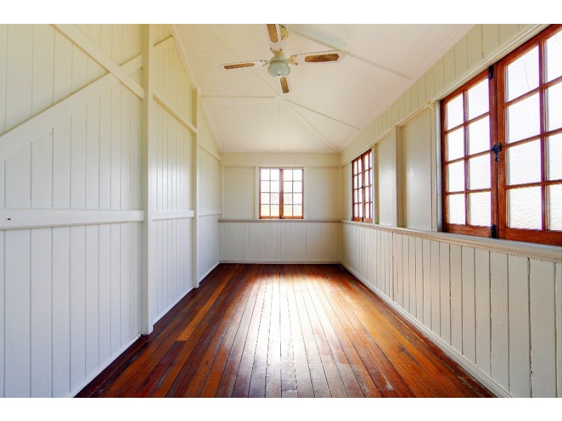 155 Kings Road, Pimlico QLD 4812