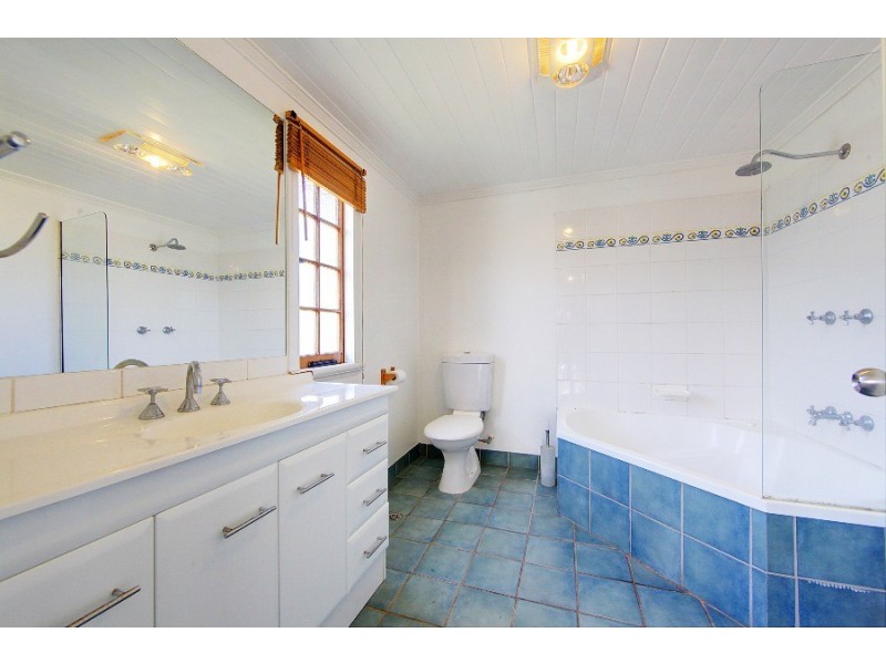 155 Kings Road, Pimlico QLD 4812