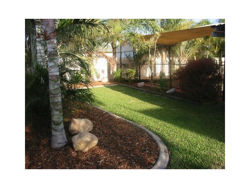 6 Tartan Place, Rasmussen QLD 4815