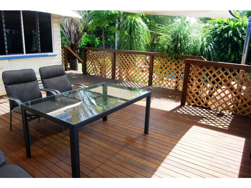 6 Union Street, Hyde Park QLD 4812