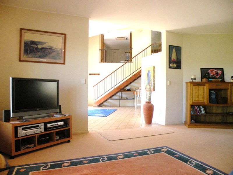 4 Lexington Drive, Wulguru QLD 4811