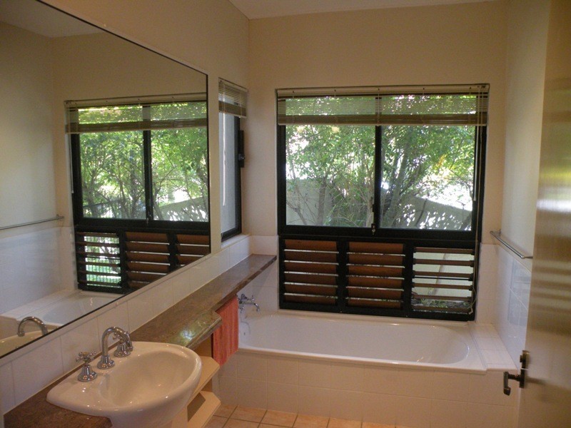 4 Lexington Drive, Wulguru QLD 4811