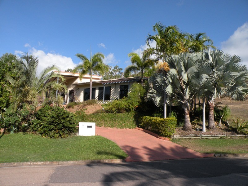 4 Lexington Drive, Wulguru QLD 4811