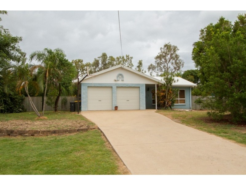 10 Mostyn Cresent, Bushland Beach QLD 4818