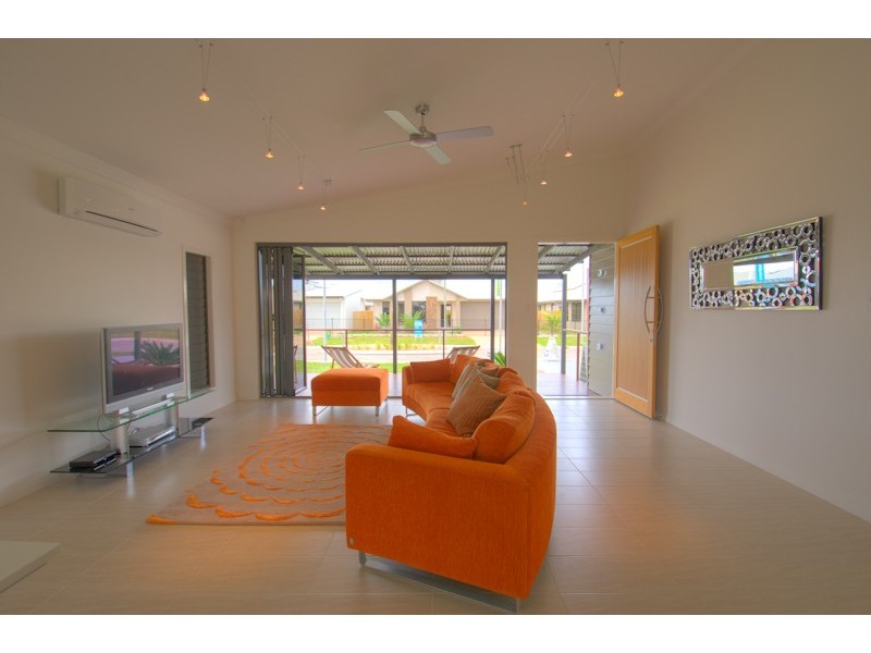 12 Saba Street, Burdell QLD 4818