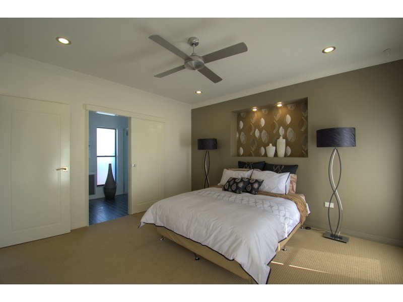 12 Saba Street, Burdell QLD 4818