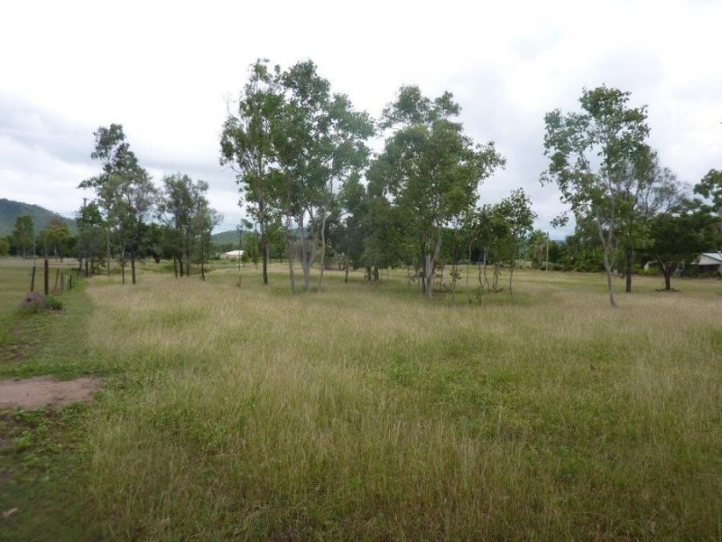 5A Bill Court, Alligator Creek QLD 4816