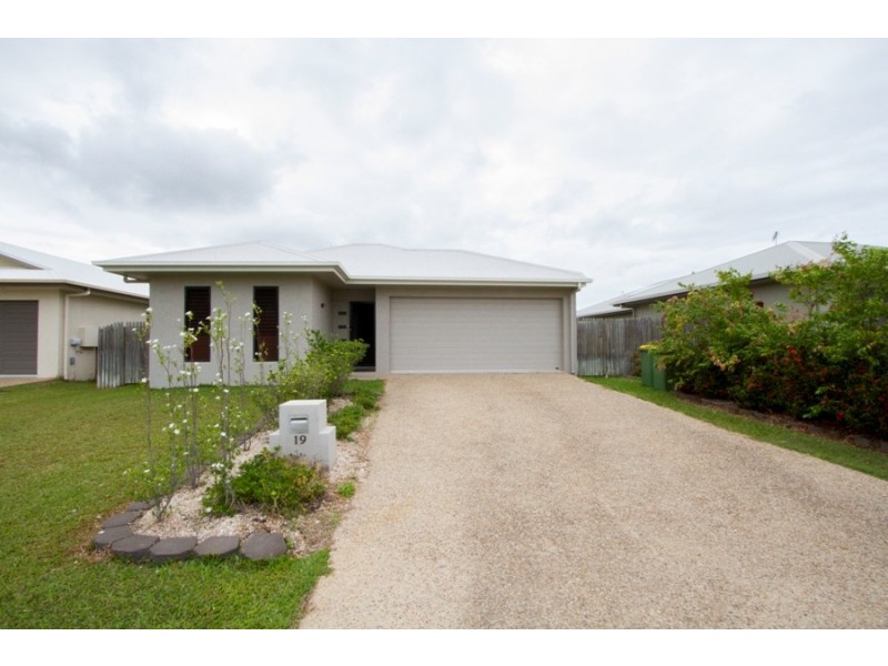 19 Rangeleigh Court, Mount Louisa QLD 4814
