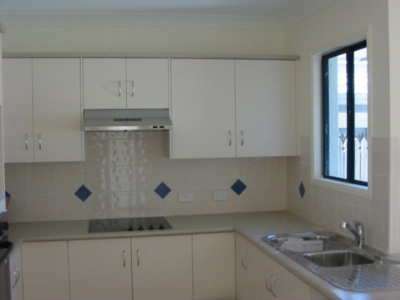 30 Cockatoo Circuit, Douglas QLD 4814