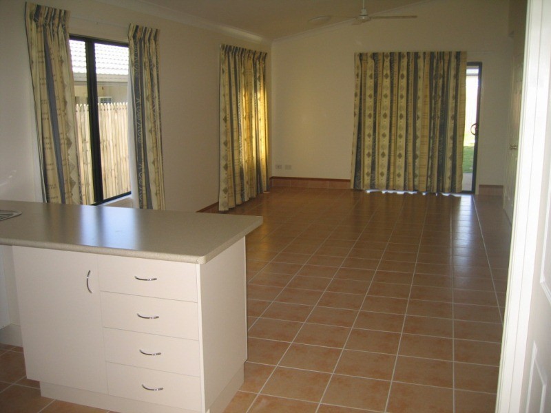 30 Cockatoo Circuit, Douglas QLD 4814