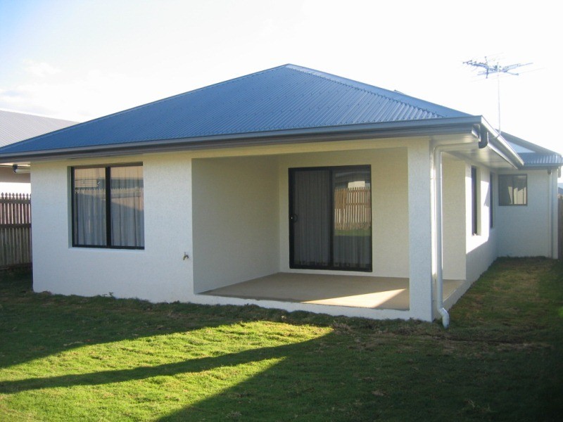 30 Cockatoo Circuit, Douglas QLD 4814