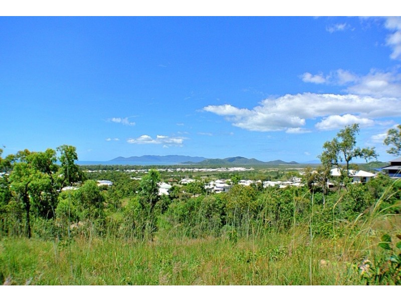 63 Goicoechea Drive, Bushland Beach QLD 4818