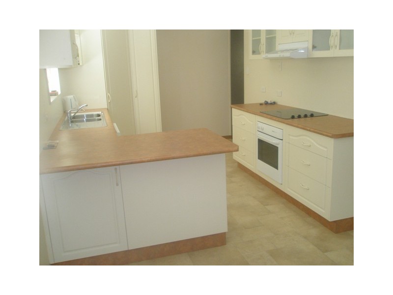 8 Mawai Street, Mysterton QLD 4812