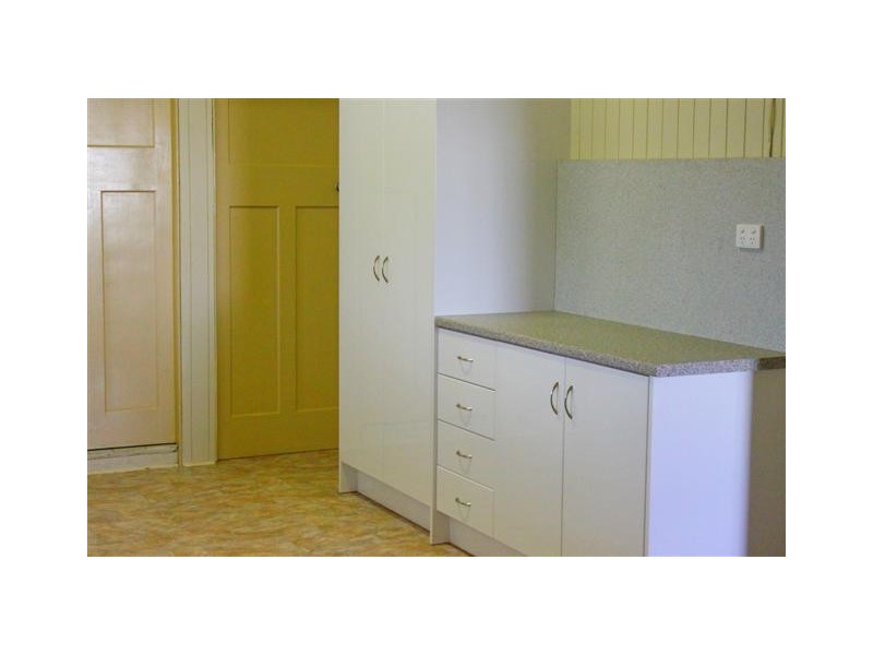 8 Crowder Street, Garbutt QLD 4814