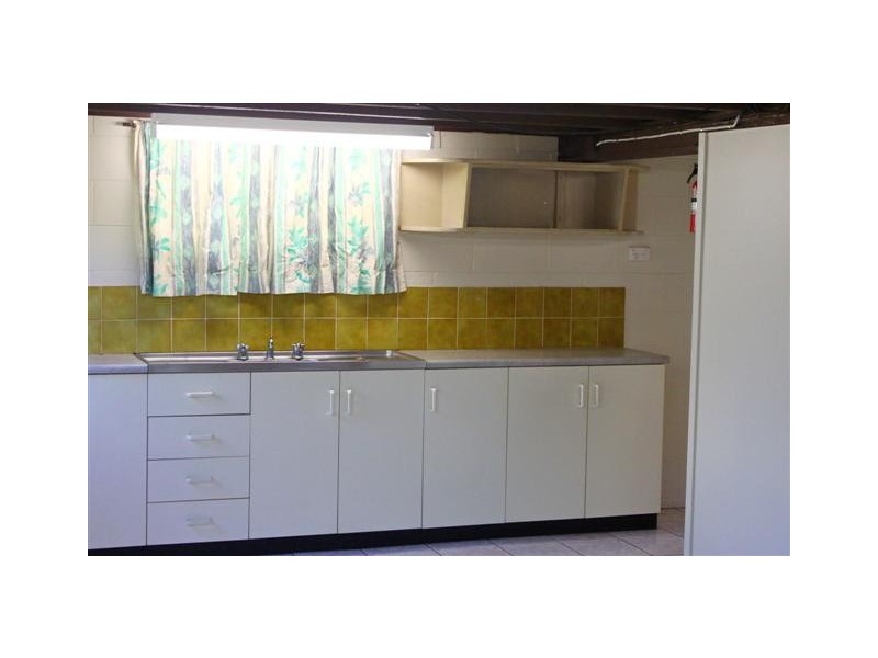 8 Crowder Street, Garbutt QLD 4814