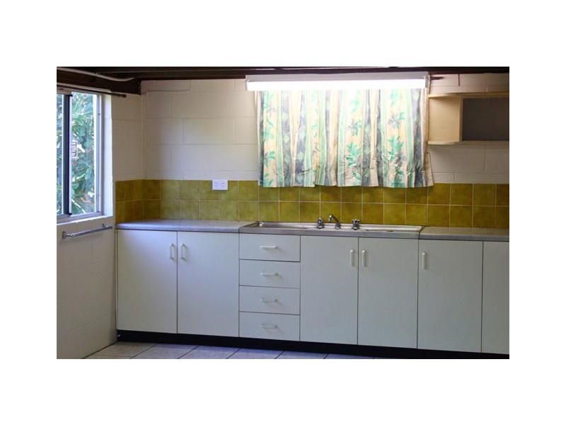 8 Crowder Street, Garbutt QLD 4814