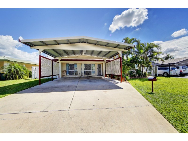 6 Feeney Avenue, Rasmussen QLD 4815