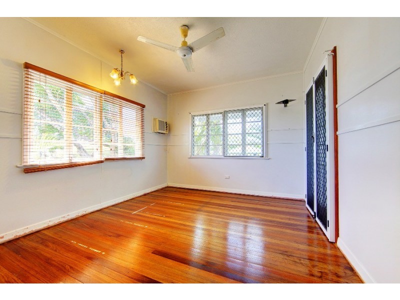 3 Burns Street, Gulliver QLD 4812