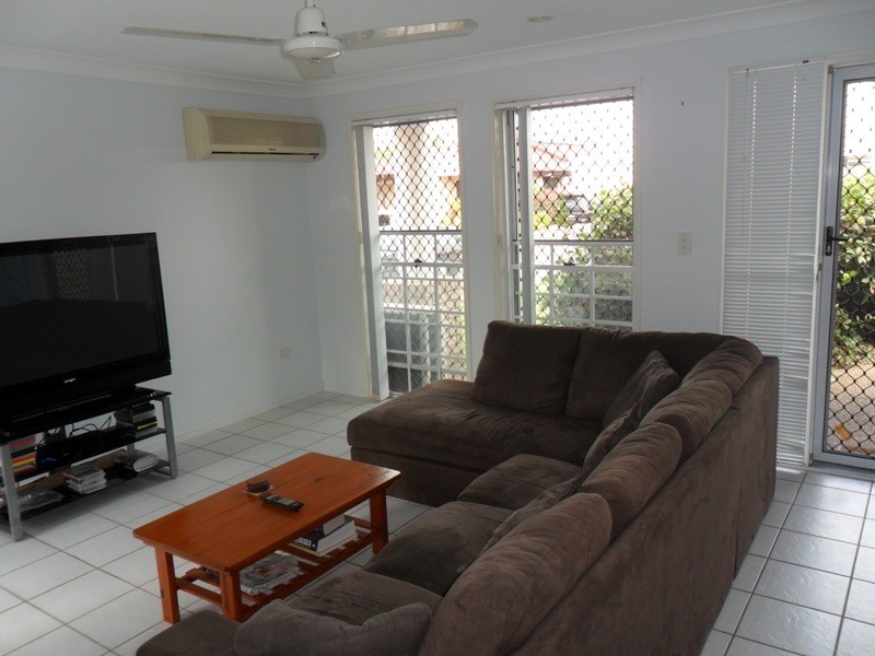 77 PHOENIX PARADE, Kirwan QLD 4817