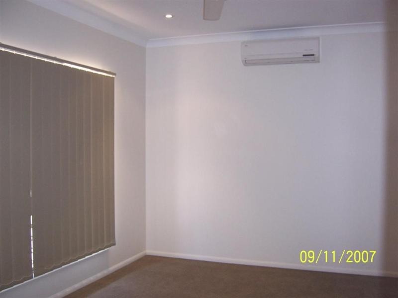 5 PHANTOM PLACE, Mount Louisa QLD 4814