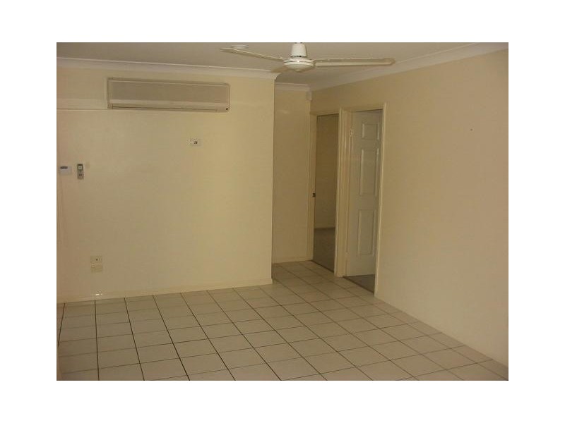 6 TARTAN PLACE, Rasmussen QLD 4815