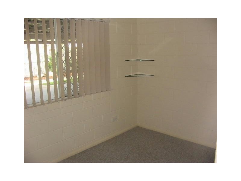 6 TARTAN PLACE, Rasmussen QLD 4815