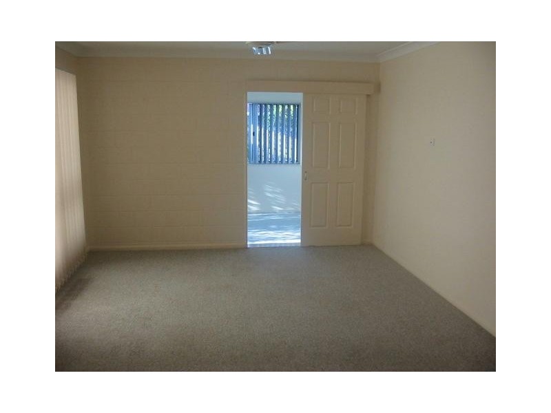 6 TARTAN PLACE, Rasmussen QLD 4815