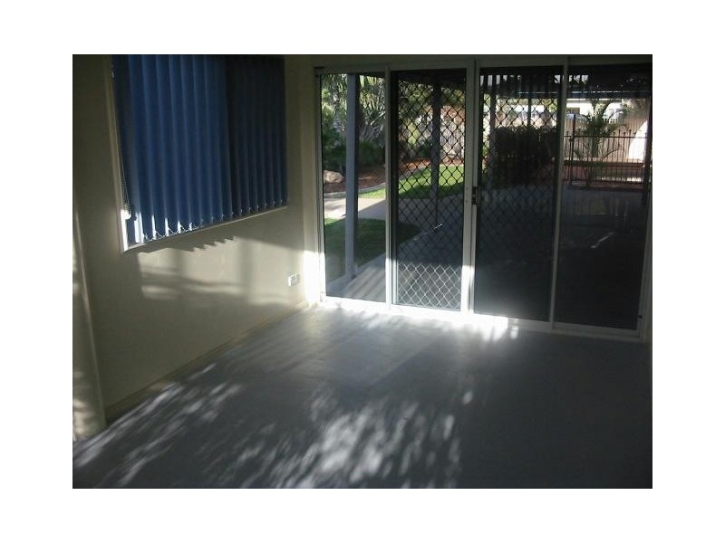 6 TARTAN PLACE, Rasmussen QLD 4815