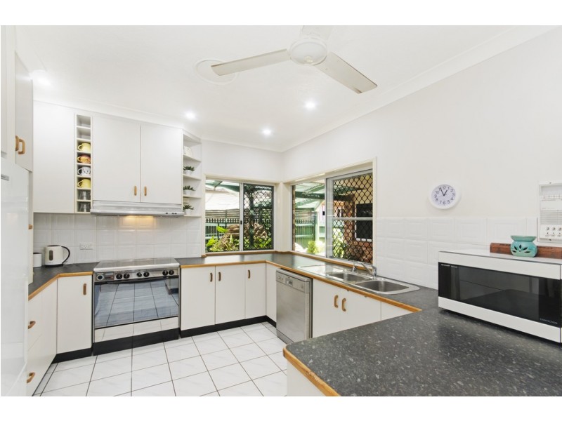 25 Evergreen Drive, Kirwan QLD 4817