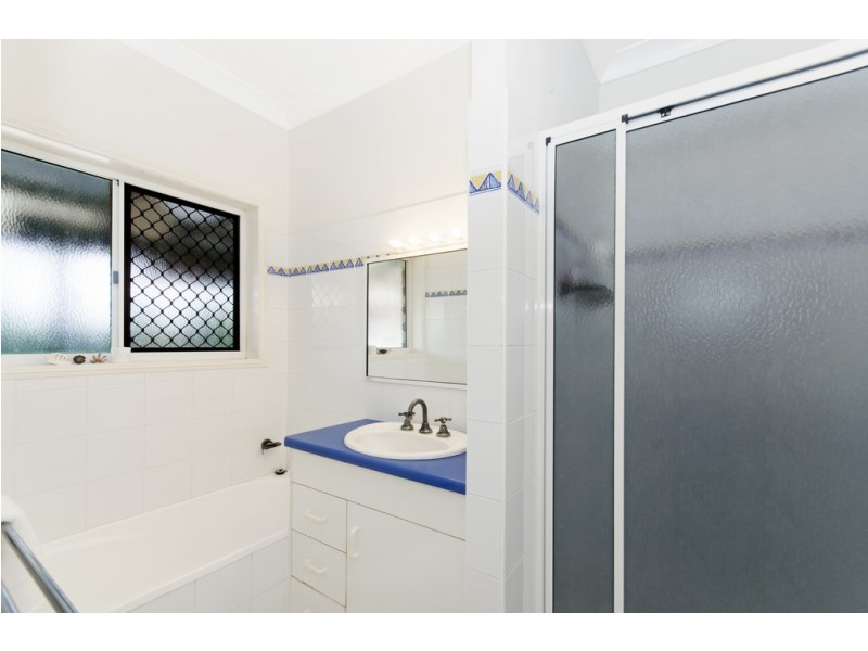 25 Evergreen Drive, Kirwan QLD 4817